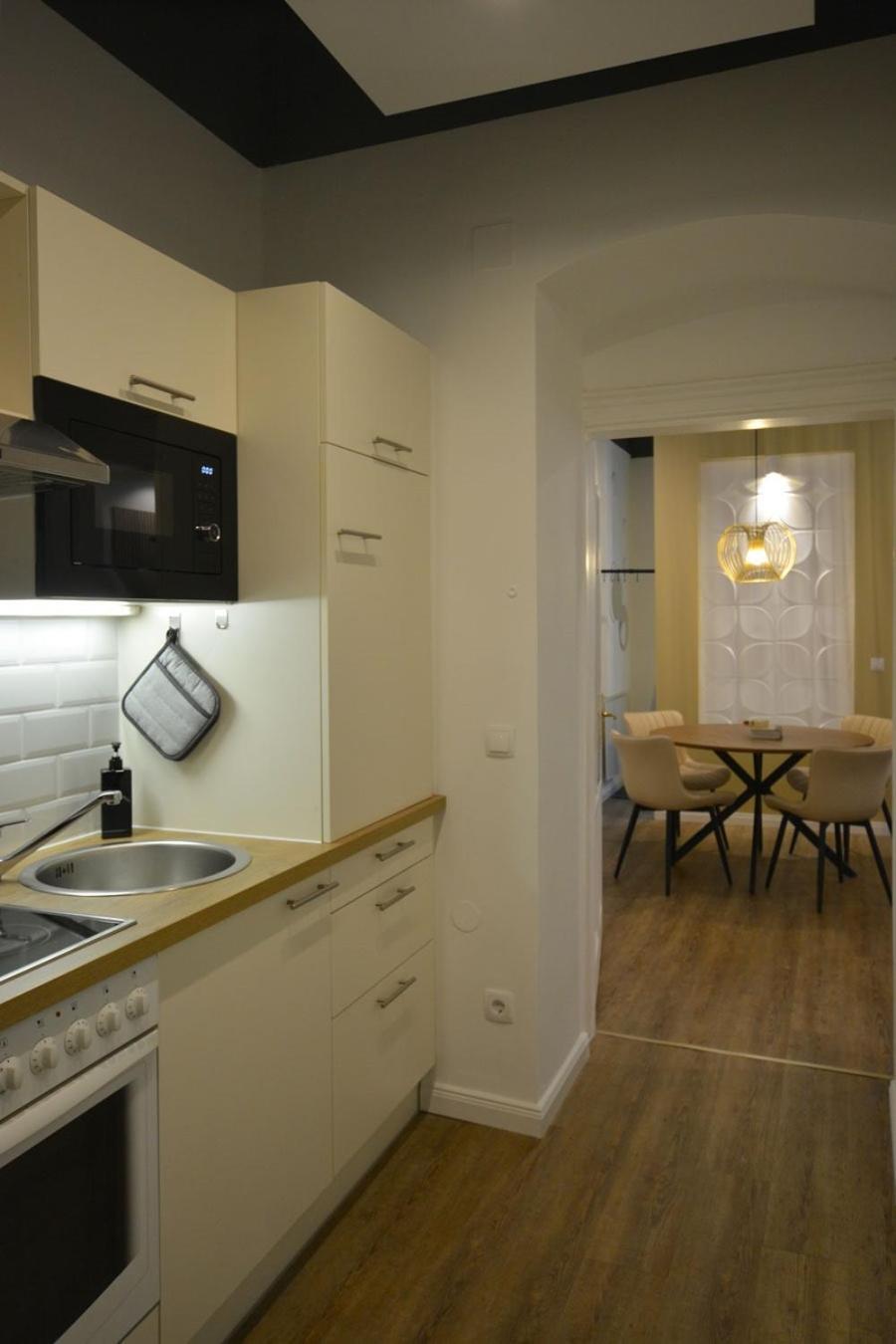 Meetsleopold Apartment Wina Bagian luar foto
