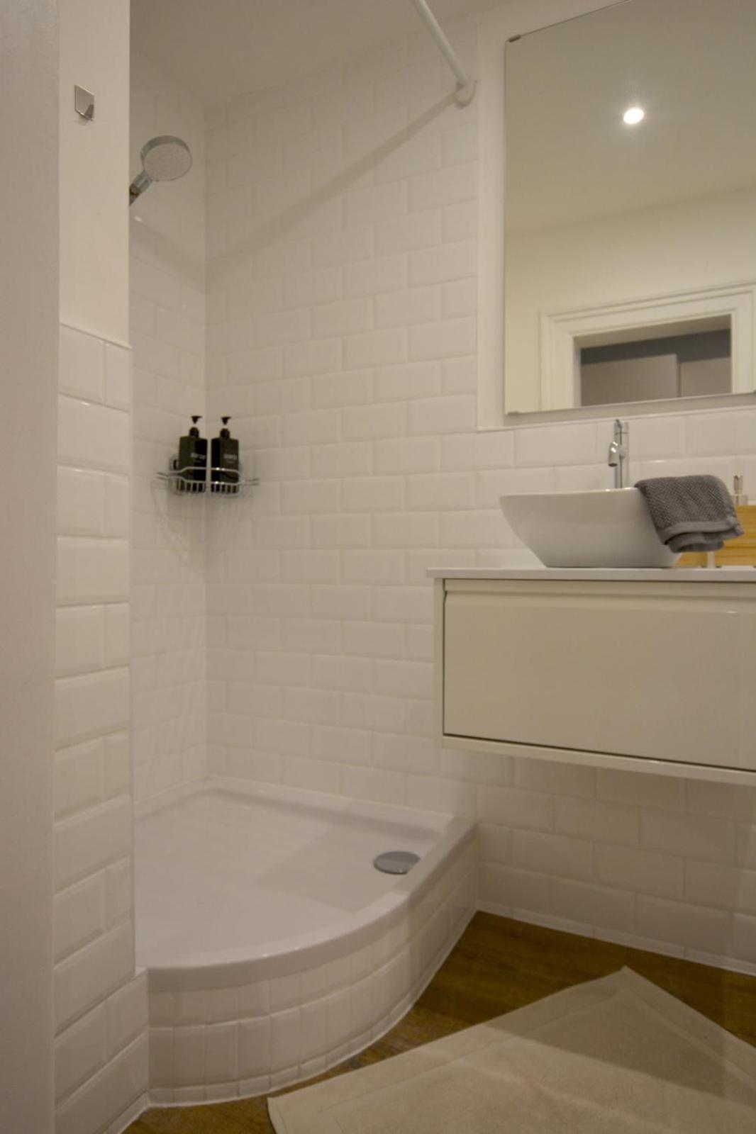 Meetsleopold Apartment Wina Bagian luar foto