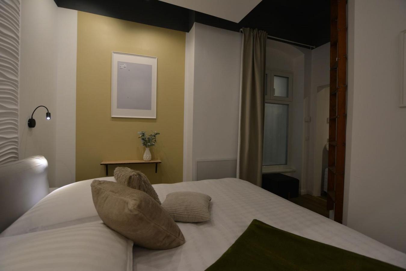 Meetsleopold Apartment Wina Bagian luar foto